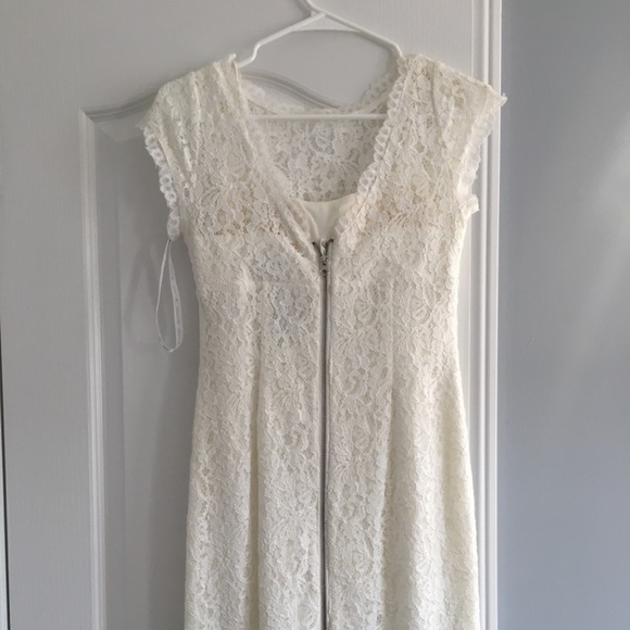 DB Studio White Lace Mini Dress - Picture 2 of 4